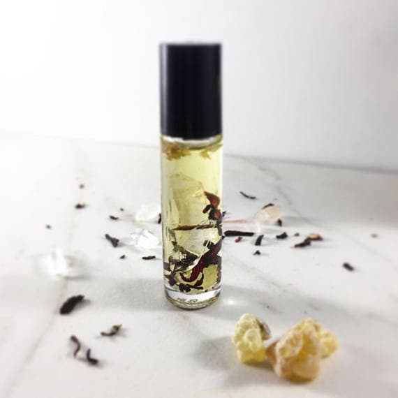 Essential Oil Blend with Crystals Frankincense.