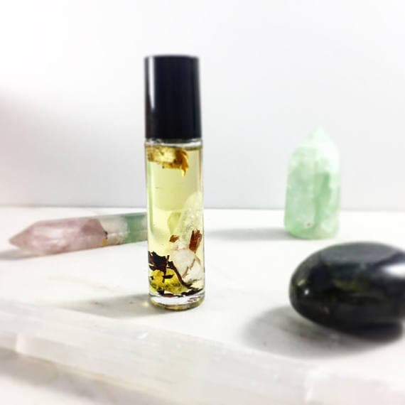 Essential Oil Blend with Crystals Frankincense.